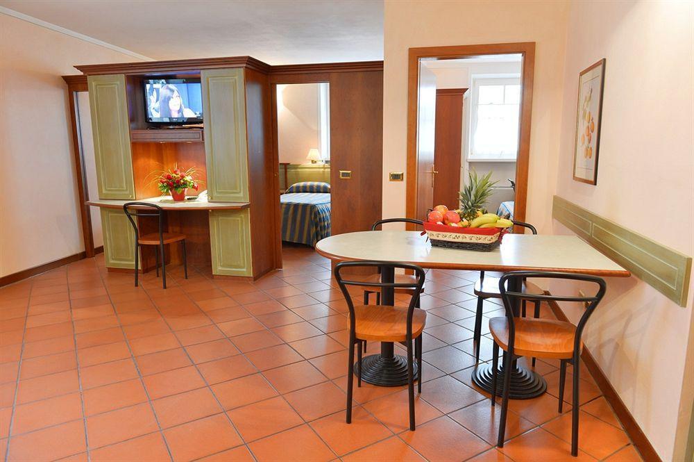 Residence Del Messaggero Роверето Экстерьер фото