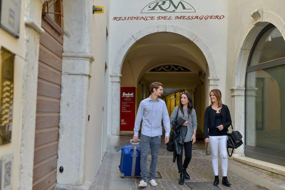 Residence Del Messaggero Роверето Экстерьер фото